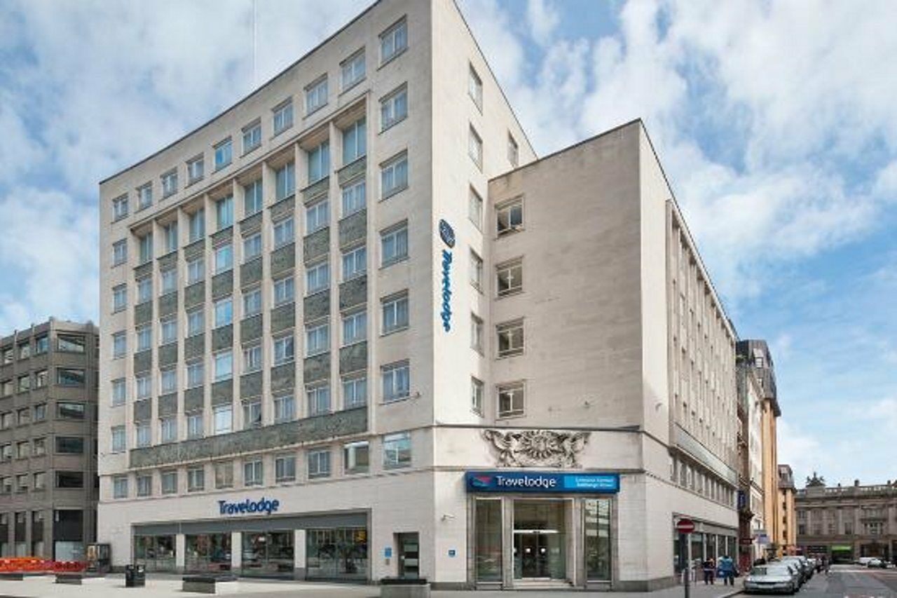 Travelodge Liverpool Central Exchange Street Exterior foto